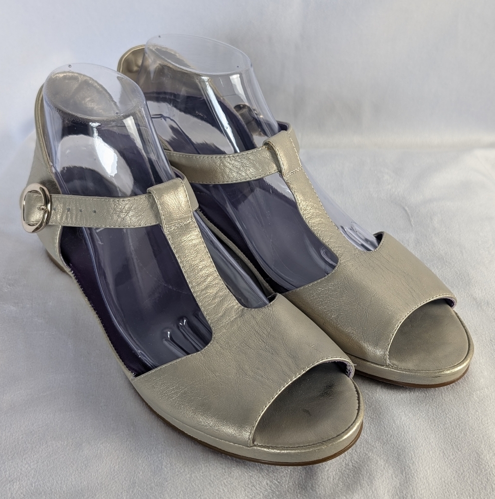 ☘️Vaneli Mary Jane Gladiator Peep Toe T-Strap Sandal Women's Size 10N